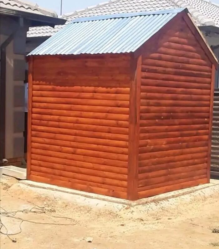 Log Cabin 1.5m x 1.5m